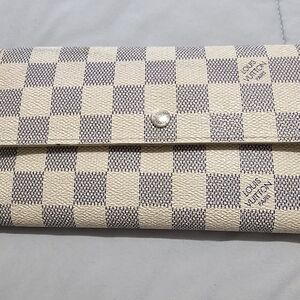 Inspired Checkered Wallet